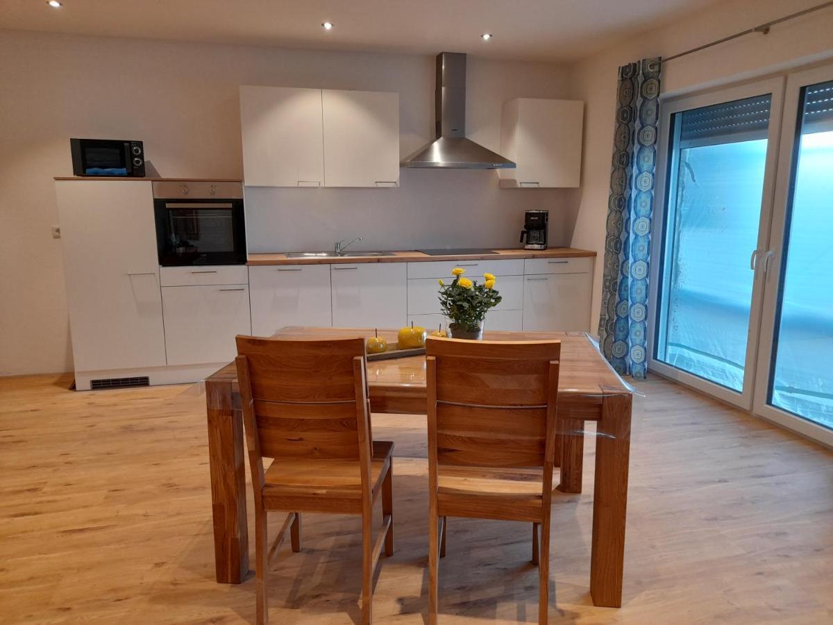 Traubshof Apartment Ochsenhausen ภายนอก รูปภาพ